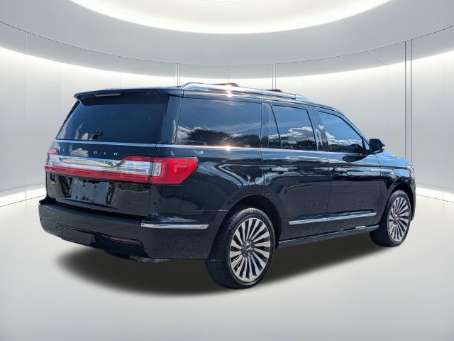 Used 2018 Lincoln Navigator Reserve w/ Technology Package AWD/4WD image 6