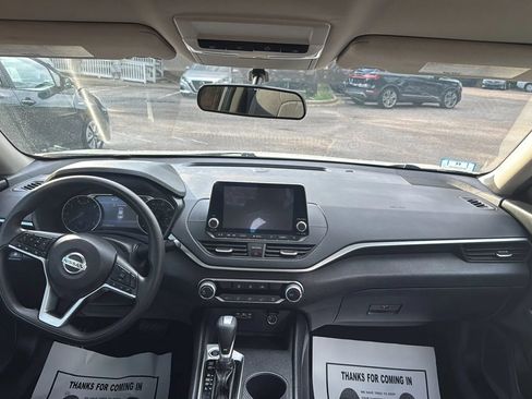 Used 2019 Nissan Altima 2.5 S FWD image 24