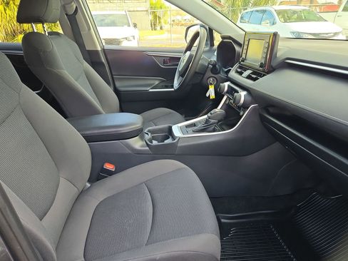 Used 2019 Toyota RAV4 LE w/ All Weather Liner Package image 27