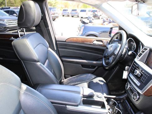Used 2012 Mercedes-Benz ML 350 4MATIC image 11