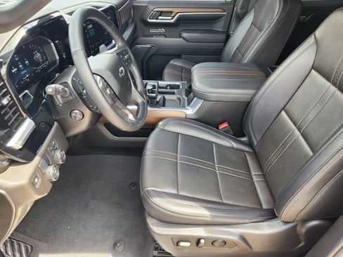 Used 2024 Chevrolet Silverado 1500 High Country w/ High Country Premium Package RWD image 13