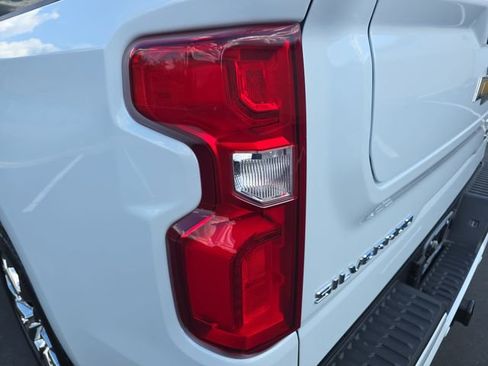 New 2026 Chevrolet Silverado 1500 High Country AWD/4WD image 35