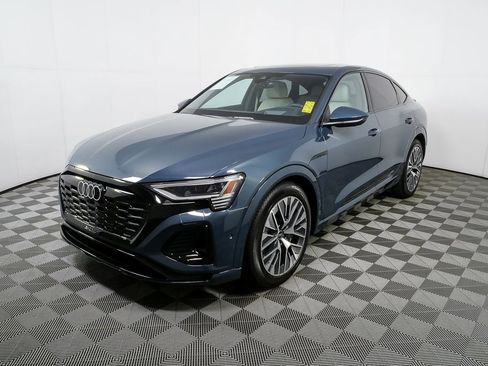 Certified 2024 Audi Q8 e-tron Prestige image 28