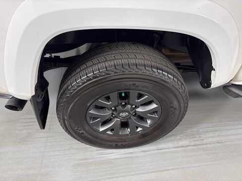 Used 2023 Toyota Tacoma SR5 image 10
