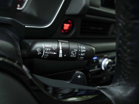 Used 2024 Honda Pilot Elite image 25