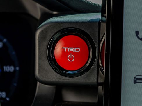 Used 2025 Toyota Tacoma TRD Off-Road w/ TRD Off Road Upgrade Package image 23