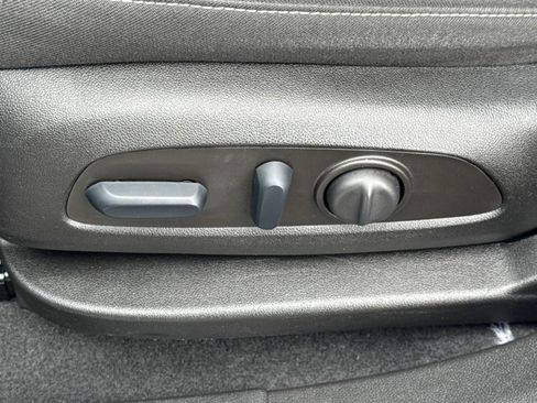 Used 2023 Chevrolet Blazer LT w/ Convenience Package image 15