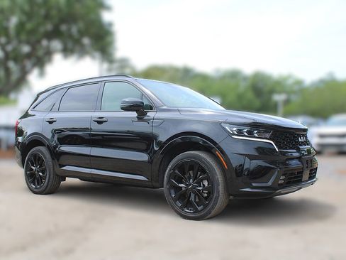 Certified 2023 Kia Sorento SX AWD/4WD image 3
