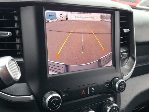 Used 2022 RAM 2500 Big Horn image 17