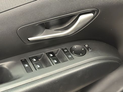 Used 2025 Hyundai Tucson SEL AWD/4WD image 21