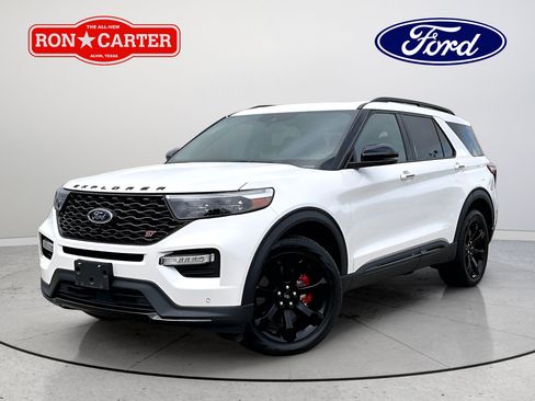 Certified 2023 Ford Explorer ST w/ Equipment Group 401A AWD/4WD image 3