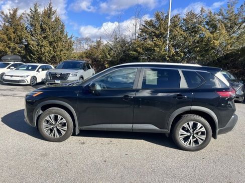 Certified 2023 Nissan Rogue SV w/ SV Premium Package image 4