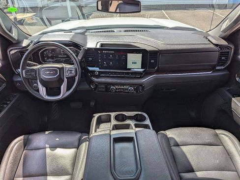 Used 2025 GMC Sierra 1500 SLT AWD/4WD image 23