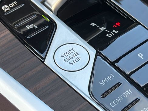 New 2027 BMW X6 xDrive40i AWD/4WD image 18