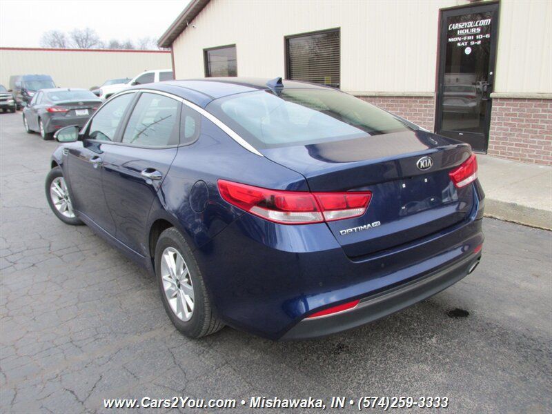 Used 2018 Kia Optima LX FWD image 5