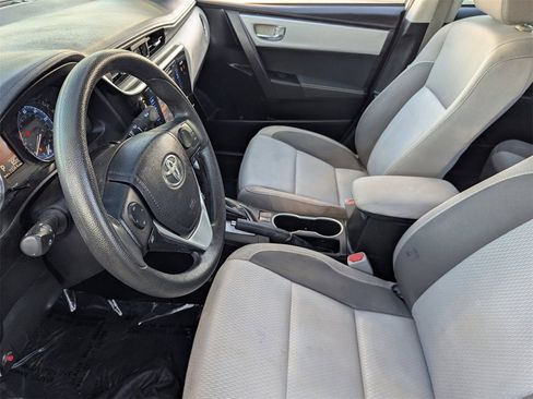 Used 2017 Toyota Corolla LE image 20