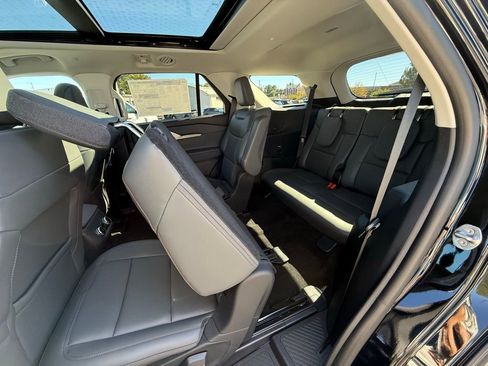 New 2025 Ford Explorer Active w/ Active Comfort Package image 29