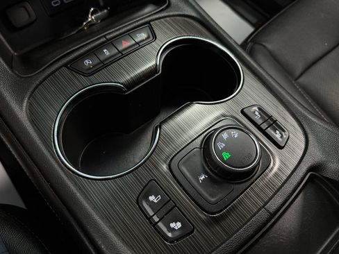 Used 2020 GMC Acadia SLT w/ Driver Alert Package II AWD/4WD image 27