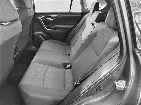 Used 2024 Toyota RAV4 XLE image 17