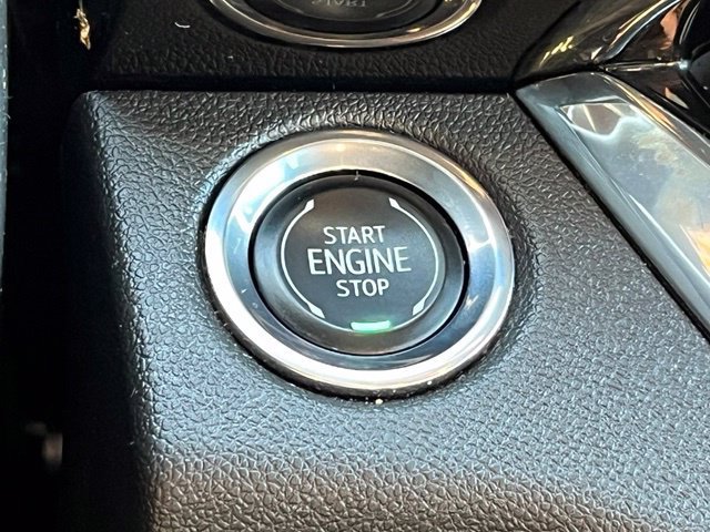 Used 2025 Buick Envista Sport Touring w/ Convenience I Package FWD image 28