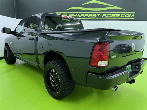 Used 2017 RAM 1500 Express w/ Express Value Package AWD/4WD image 7