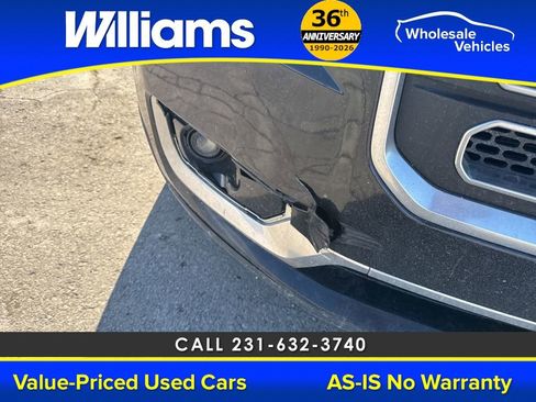 Used 2016 GMC Acadia SLT w/ Open Road Package image 29