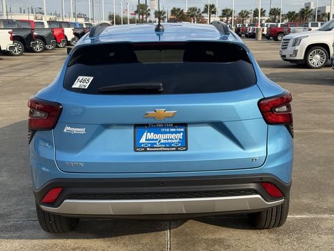 New 2026 Chevrolet Trax LT w/ Sunroof Package image 12
