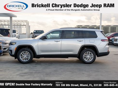 New 2025 Jeep Grand Cherokee L Laredo image 8