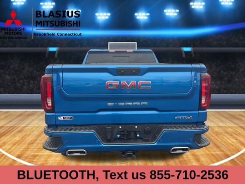 Used 2024 GMC Sierra 1500 AT4 w/ AT4 Premium Package image 9