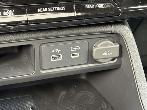 New 2025 Honda Pilot Elite image 27