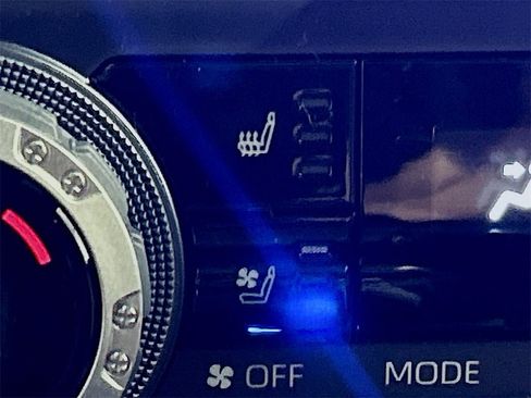 New 2025 Toyota 4Runner Limited image 20