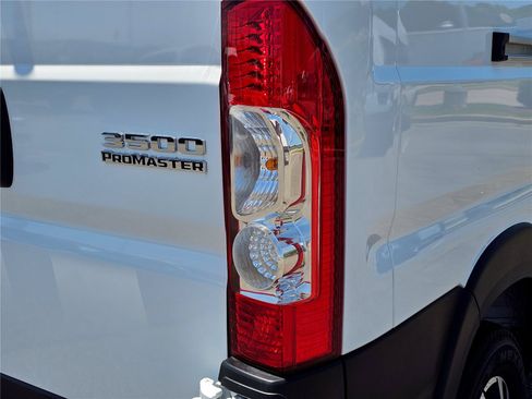 New 2025 RAM ProMaster 3500 w/ Quick Order Package 22H SLT+ FWD image 11