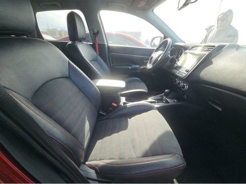 Used 2022 Mitsubishi Outlander Sport SE image 15