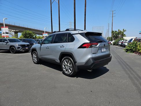 Used 2024 Toyota RAV4 XLE Premium w/ Weather Package FWD image 7