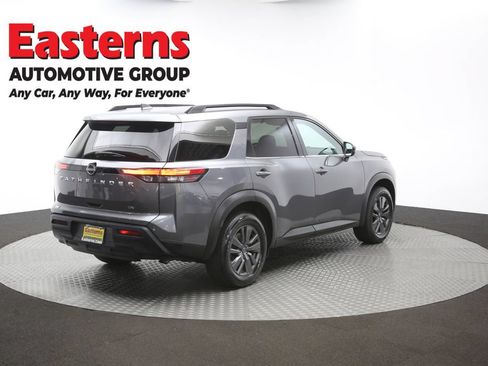 Used 2022 Nissan Pathfinder SV FWD image 41