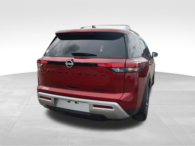 Certified 2024 Nissan Pathfinder SL w/ Black Appearance Package AWD/4WD image 8
