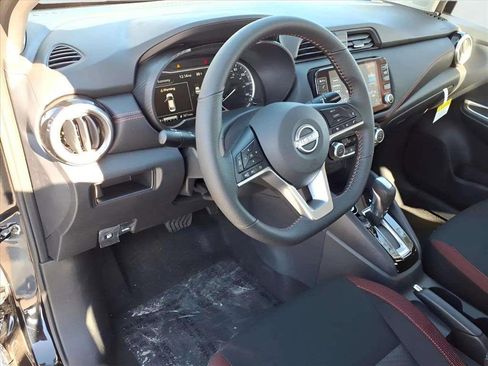 New 2025 Nissan Versa SR w/ Trunk Package image 11