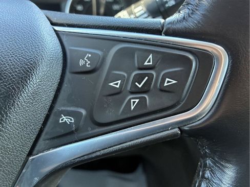 Used 2019 Chevrolet Equinox LT AWD/4WD image 22