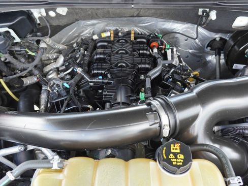 Used 2021 Ford Expedition Limited RWD image 39