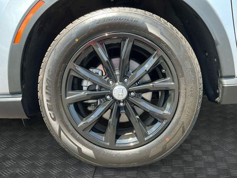 Used 2025 Honda CR-V EX image 10