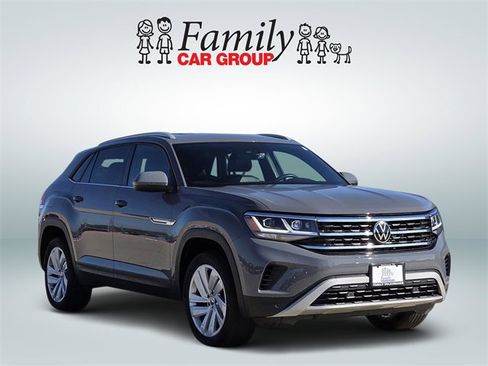 Used 2022 Volkswagen Atlas Cross Sport SE image 4