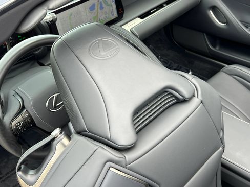 Used 2025 Lexus LC 500 Convertible w/ Touring Package RWD image 41