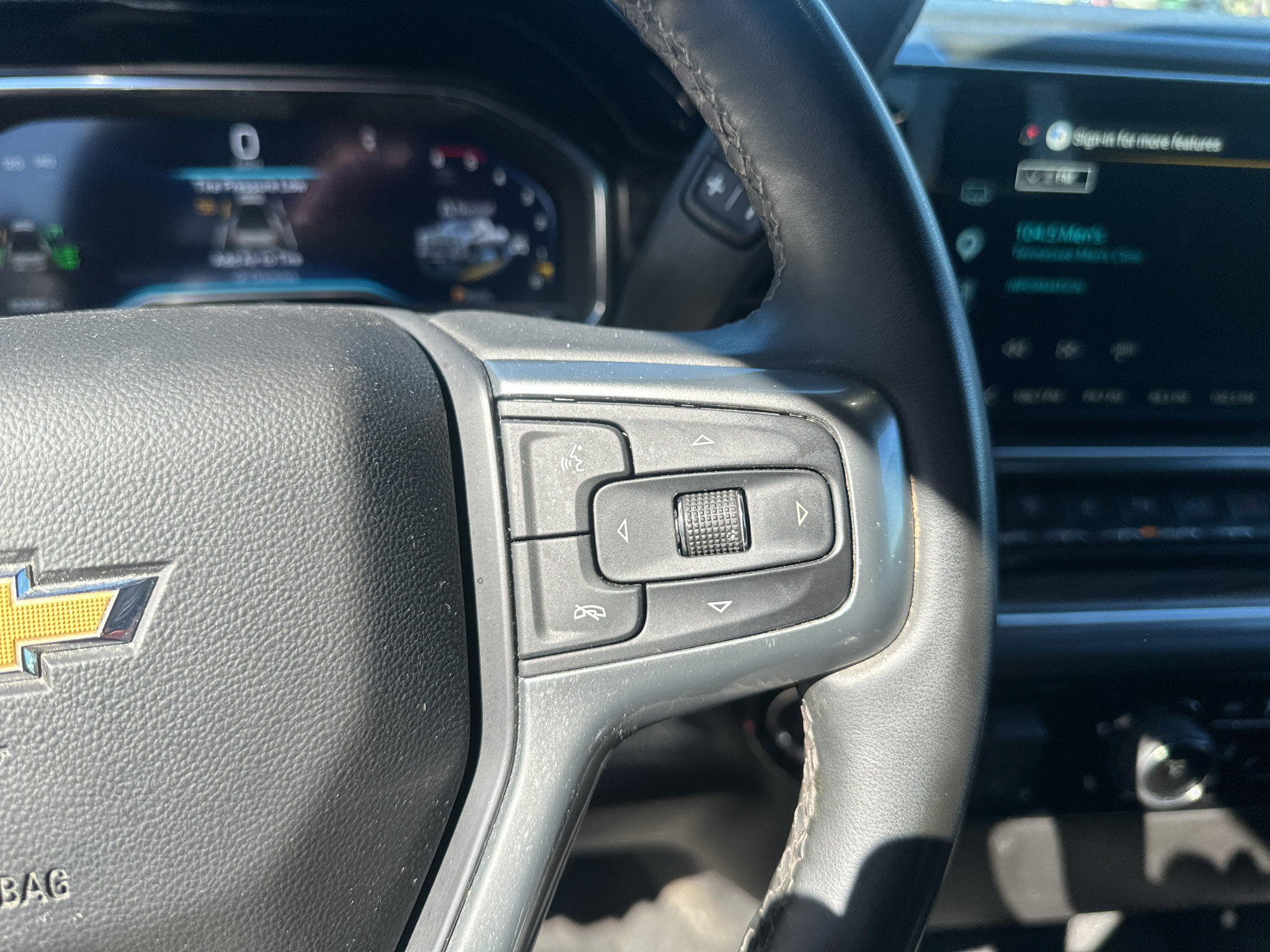 Used 2025 Chevrolet Silverado 3500 LT w/ Safety Package AWD/4WD image 25