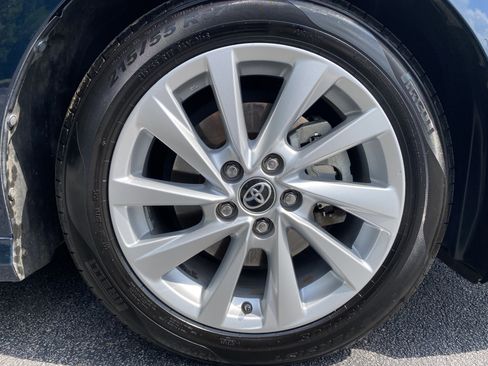 Used 2021 Toyota Camry LE FWD image 37