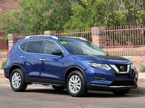 Used 2019 Nissan Rogue S w/ Special Edition Package image 8