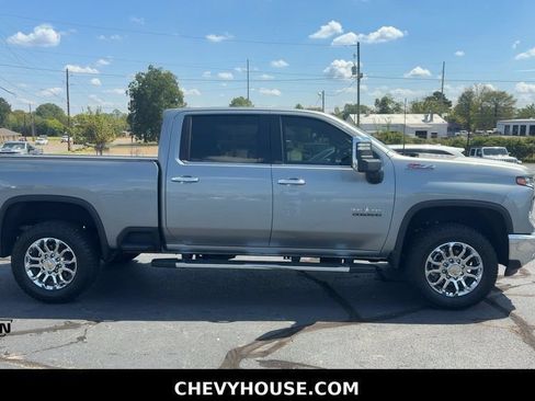 Certified 2024 Chevrolet Silverado 2500 LTZ w/ LTZ Texas Edition AWD/4WD image 47