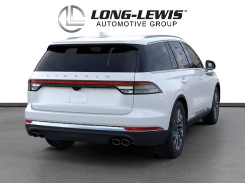 New 2026 Lincoln Aviator AWD image 8