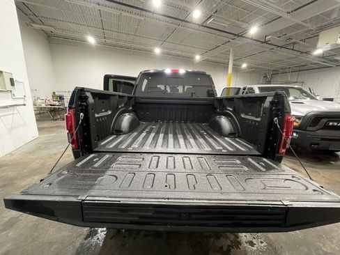 Used 2015 Ford F150 Platinum w/ Equipment Group 701A Luxury image 21