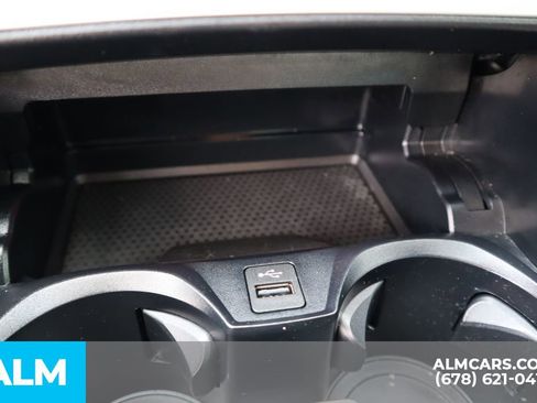 Used 2023 BMW 330i Sedan w/ Premium Package image 37