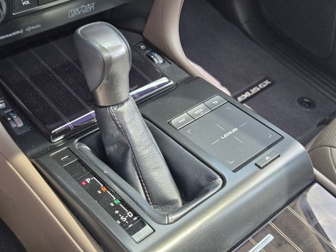 Used 2023 Lexus GX 460 Premium AWD/4WD image 24